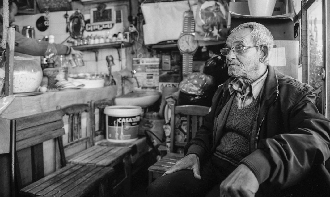 Kodak TMax 100 ve Beş Fotoğrafla Ödemiş Pazarı